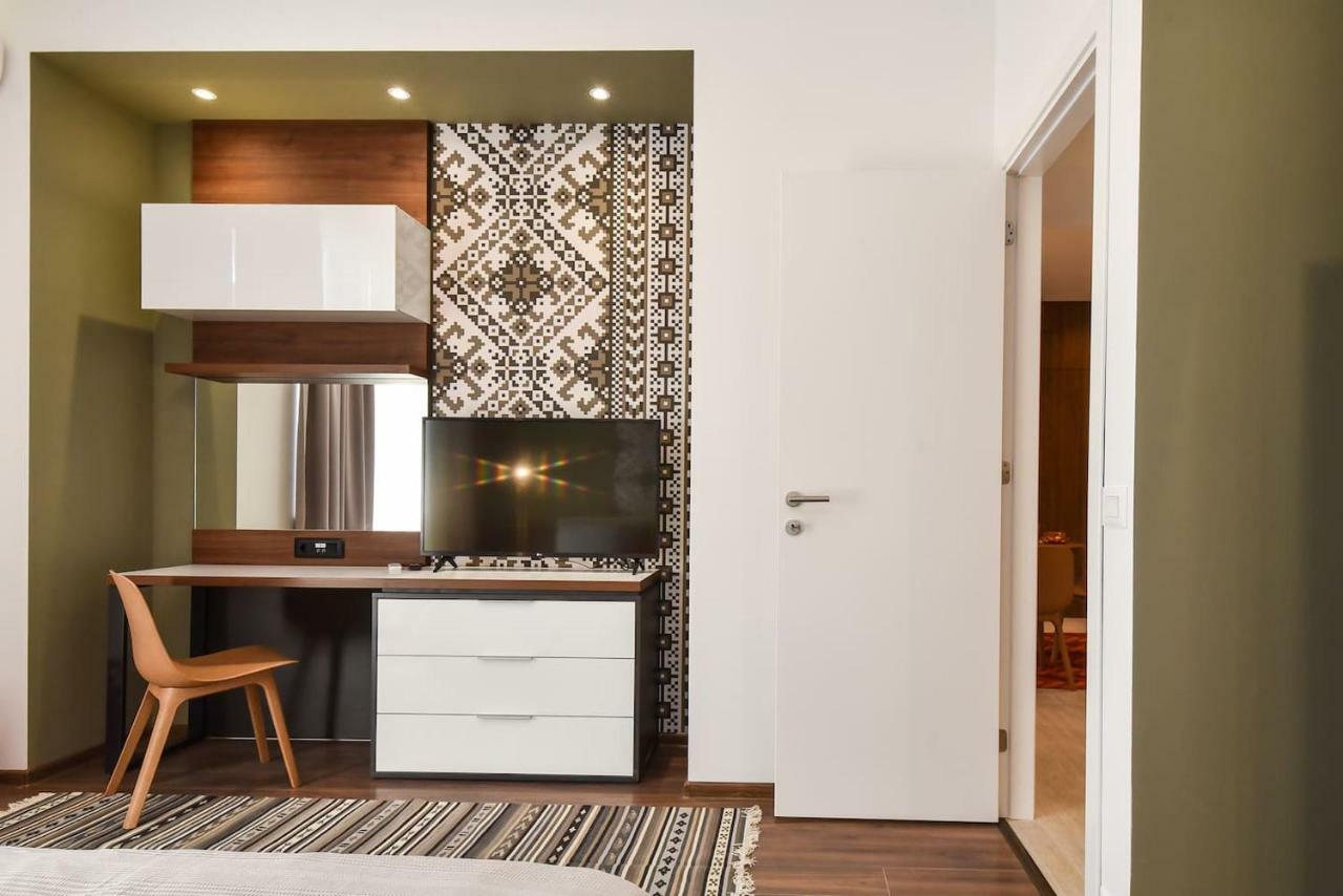Tradition And Modernity Combined In A Three Bedroom Two Bathroom Lux