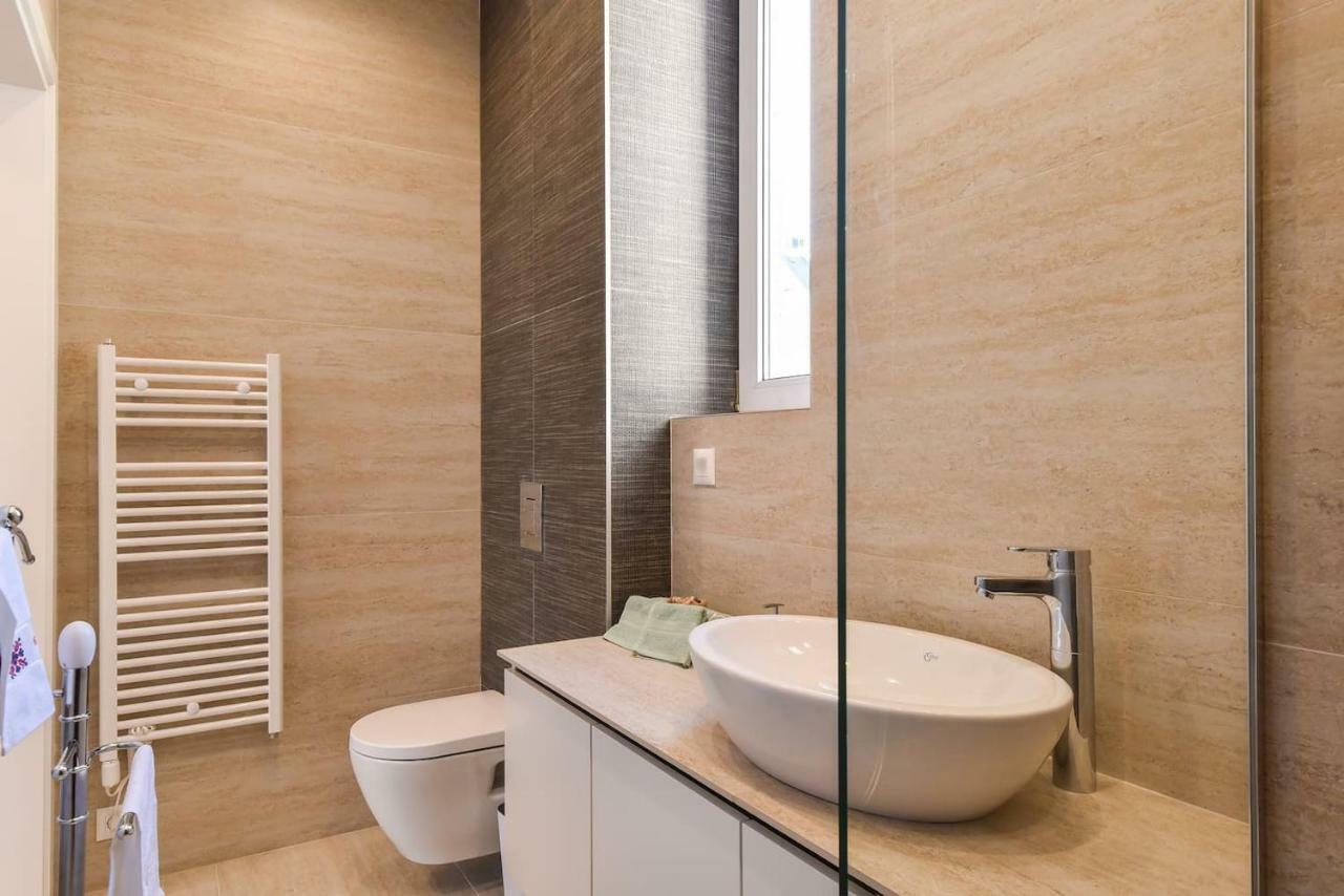 Tradition And Modernity Combined In A Three Bedroom Two Bathroom Lux * Sofía