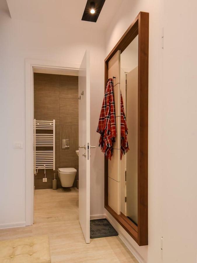 Tradition And Modernity Combined In A Three Bedroom Two Bathroom Lux Apartamento Sofía